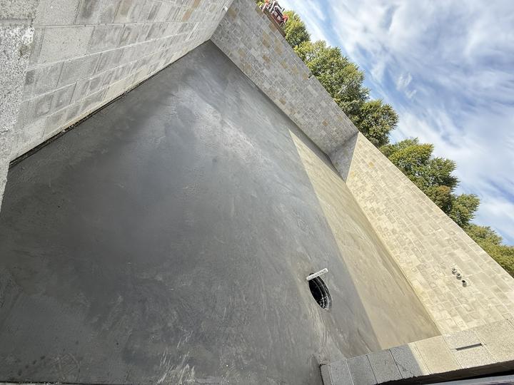 Basement floor pour